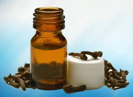 Clove essential oil